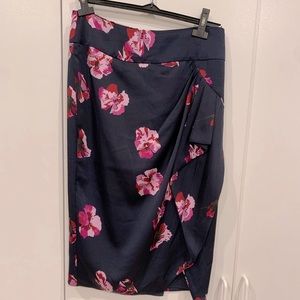 Joie Navy Blue floral midi skirt size 6